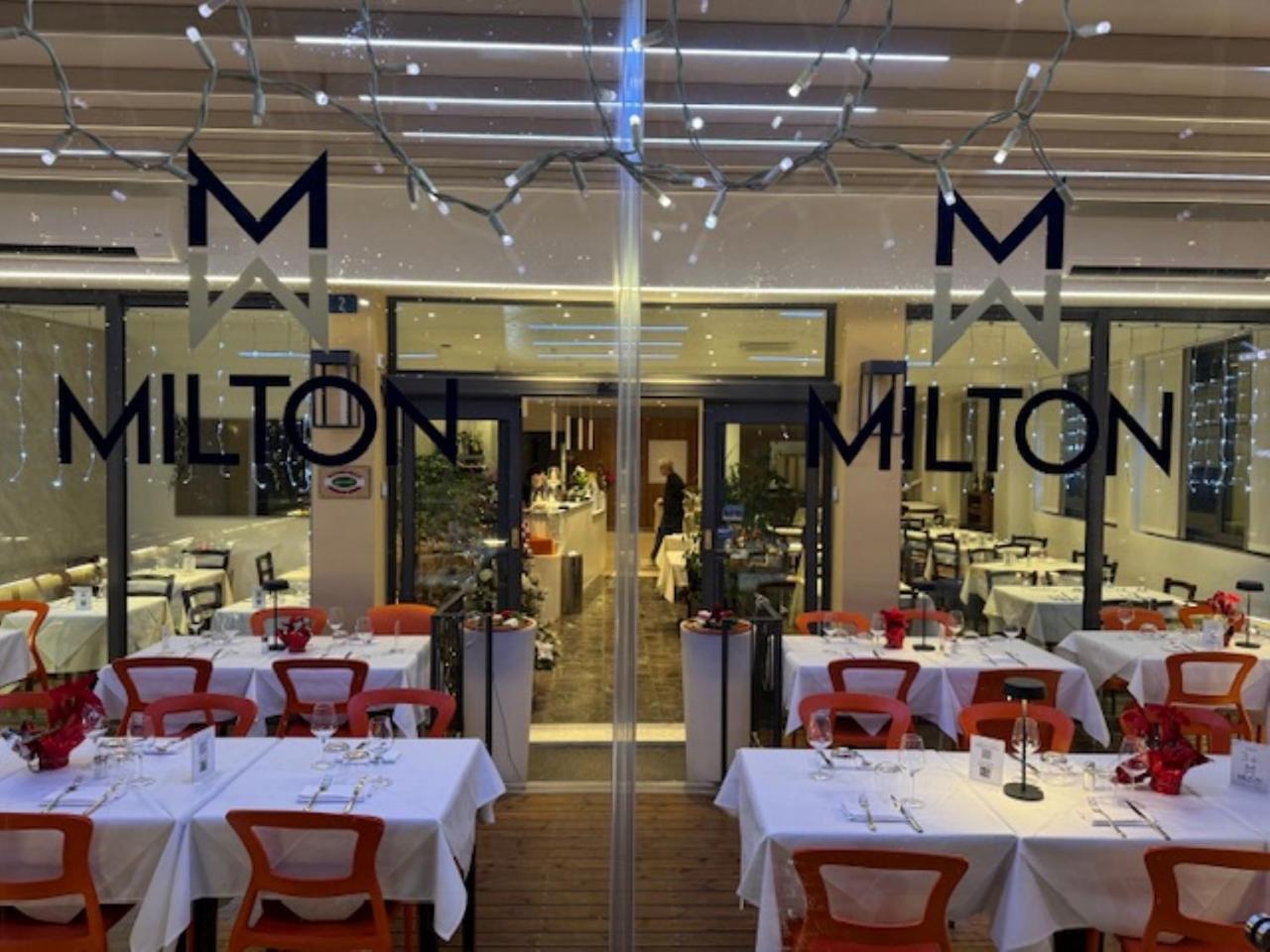 Hotel Ristorante Milton Varazze Zewnętrze zdjęcie