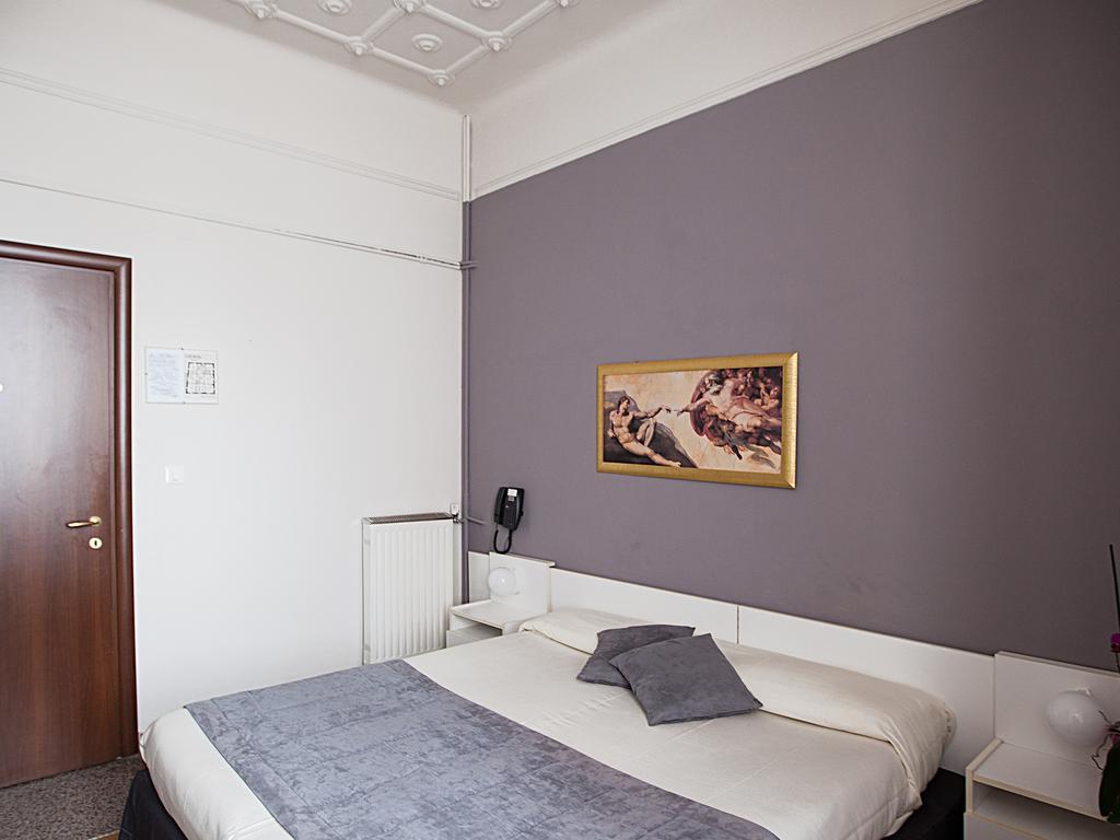Hotel Ristorante Milton Varazze Zewnętrze zdjęcie