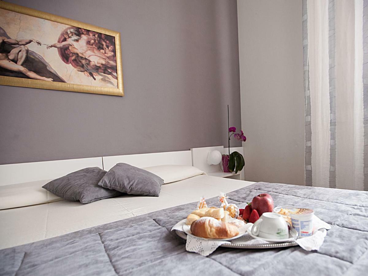 Hotel Ristorante Milton Varazze Zewnętrze zdjęcie